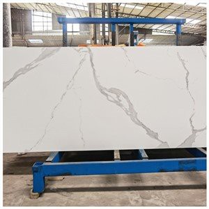 Calacatta Sinterlenmiş Taş