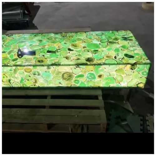 Illuminated Green Agate Gemstone Semiprecious Stone Bar Countertops Illuminated Green Agate Gemstone Semiprecious Stone Bar Countertops